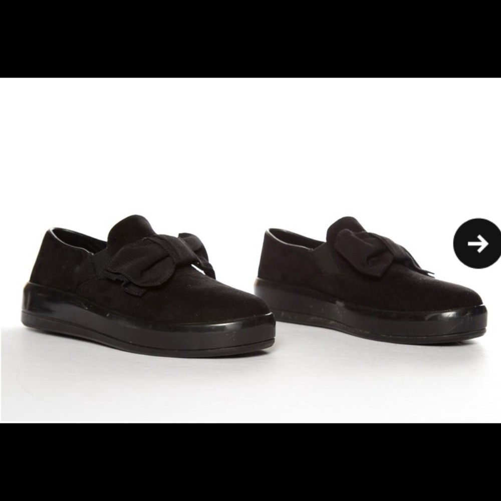 Prada Calzature suede bow slip-on